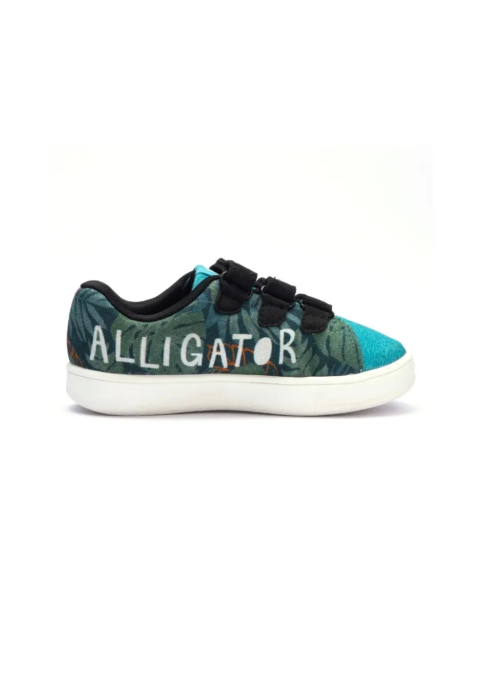 Stylish Strap Low-Top Shoes